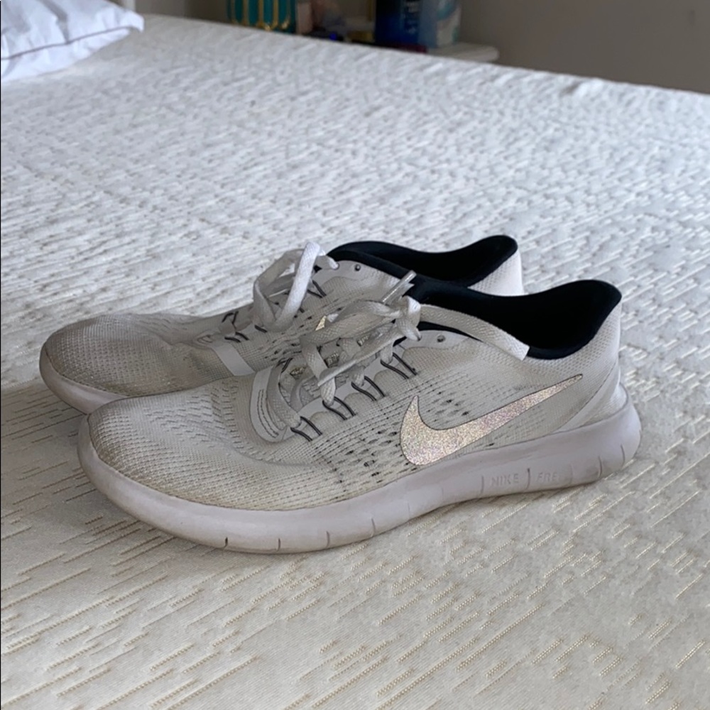 nike free runs